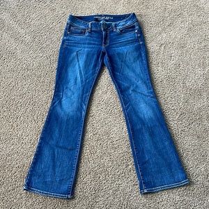 American Eagle Skinny Kick Jeans Size 8 Regular